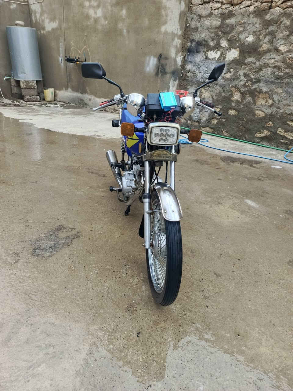 سلام عليكم 
ماطور للبيع نوعيه نامي برو موديل 19 وايرمانيه كل شيء شغال 
السعر 375
الاستفسار ***********
