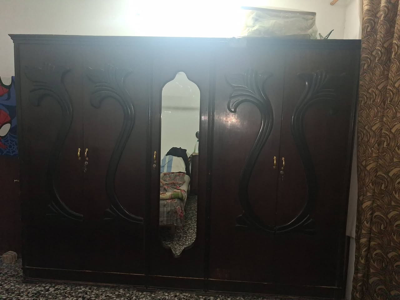 السلام عليكم غرفه نوم لبيع السعر مليون بيها مجال بغداد ***********
