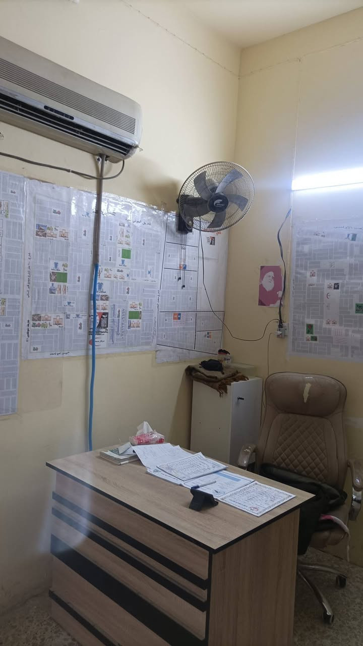 محل للعقارات مع الاثاث للبيع .لعدم التفرغ .
الموقع في الحولي .شارع 30 الثاني ..مقابل شركة الواحة للالواح الشمسية ..
ايجار المحل 100 الف دينار شهري 
ويحتوي على جامخانه وسبلت ومبرده وثلاجة وكرسي ادارة وميز مع جرارات ..وكراسي للضيوف ..مع طبلات صغيره وصوبه كهربائية صغيرة  ..
السعر المعروض 700الف دينار ..مع المجال ...


**إذا كنت صاحب هذا الإعلان وتريد حذفه لأي سبب، رجاءا أرسل رسالة إلى الدعم الفني**