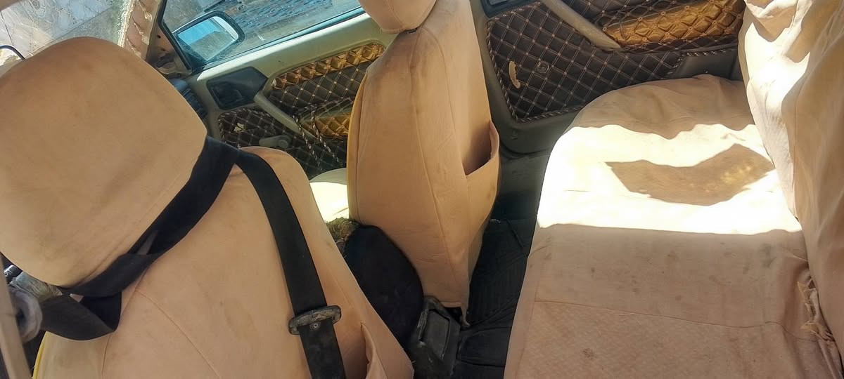 فكترة للبيع حجم 18
موديل 91رقم دولي سنويه لغايه 2030
وضع شركه بيها ملاحضات بسيطه 
محرك وگير شرط  كابون بانزين
شرط التحويل 
كهربائيات كلها شغاله 
توايرنص عمر
السعر 45وبيها مجال للطيبين 
رقم الهاتف ***********

