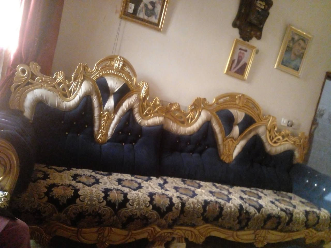 ديوان البيع اي ضرر مابي ١٩مقاعد السعر ٩٠٠مكان بياع حي تراث رقم ***********
