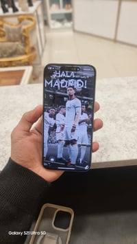 للبيع  15برو ماكس ذاكرا 256 نموذج M باطارية 89 لجهاز كلش نضيف بس خدش ك...