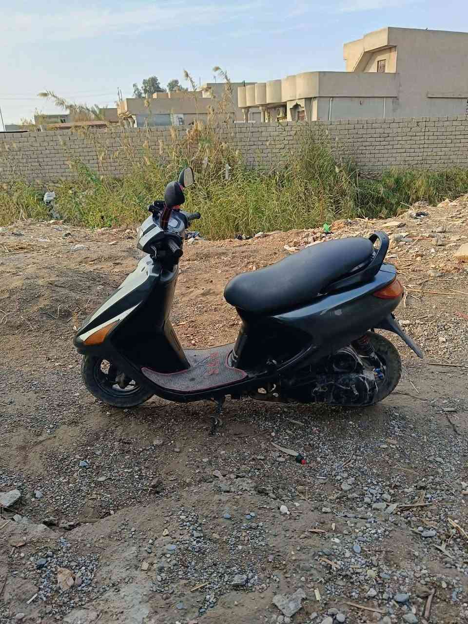 للبيع ماطور فرشه مابي اشيء كلشي شغال مكينه مفتوح خاص موجود ورقم‭0751 239 1878‬سعره 375وبي مجال
