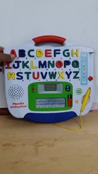 لعبة تعليمية • حروف وأصوات • توصيل متوفر