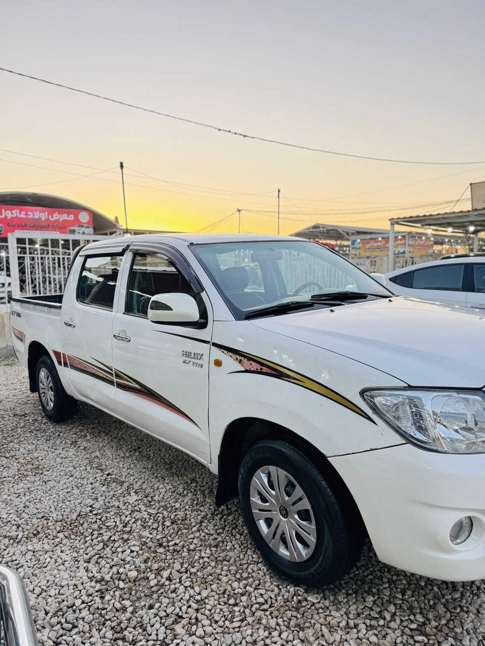 سلام عليكم للبيع بيكم 2006 بيها القماره صبغ والجاملغ اليسر فقط الباقي كفاله رقم ذي قار مميز  مكان السياره كربلاء للستفسار هذا الرقم ***********
