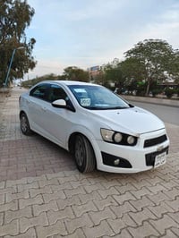 مكينه ١٦٠٠ • وارد خليجي • مصدوم امامي