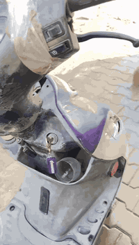 السلام عليكم دراجة للبيت كامكو جي ثري الدراجة مفتوحة عايزة تبديل ولفات رقم الموبايل *********** السعر 200وبيهة مجال مكاني نجف حي العسكري الرقم بي وتساب
