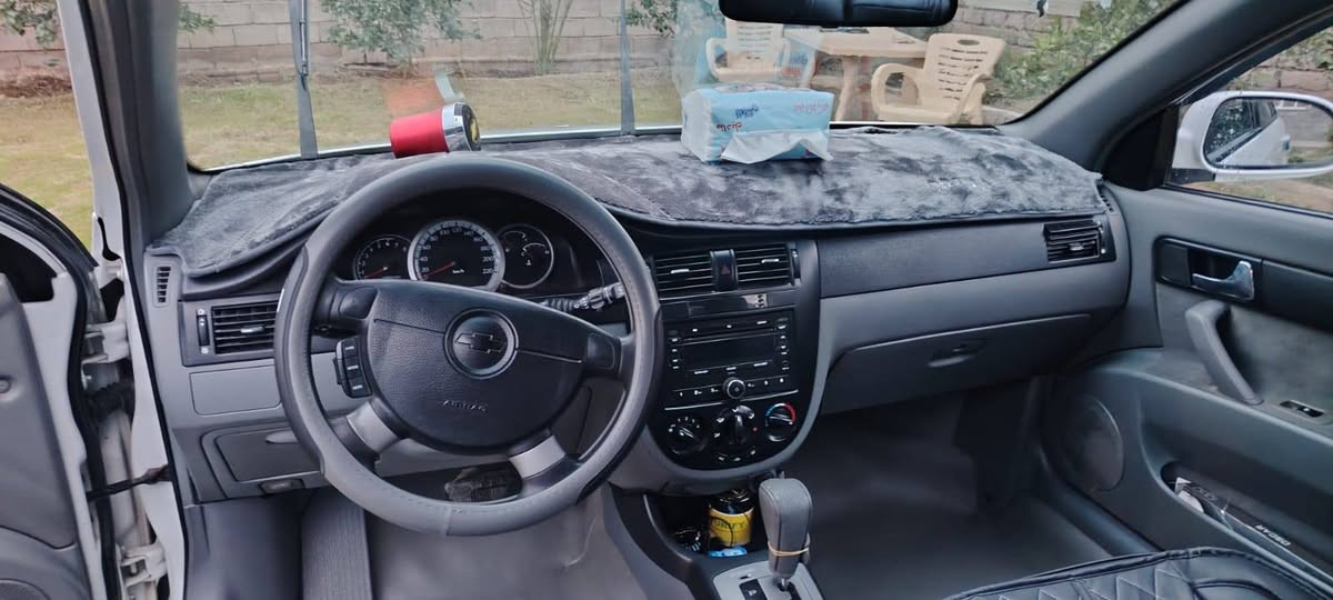 السلام عليكم اوبترا ٢٠١٢ رقم بغداد ماشيه ١٢٦ الف سياره جديده حلوه تبريد تدفئه صدر تخم تايرات اماميه جديد بأسمي تحويل ثاني سونار مرفق بالصوره سعرها ٨٥ وبيها مجال للطيبين مكان سياره بابل للاستفسار الاتصال ***********
