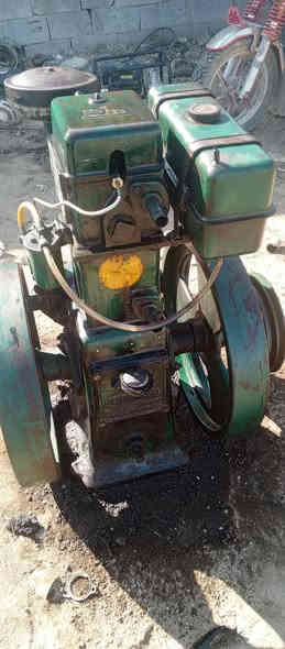 سلام عليكم ماطور 8 حصان فيلد مارشال الأصلي مشتغل ايام قليله مع خنزيره 5x4 بعدهه جديده مع صونده سحب 9 متر ماطور كامل شرط الشغل المكان الديوانية قضاء سومر استفسار اتصل ***********.. *********** خاص مفتوح اتصل وبيك خير ودلل
