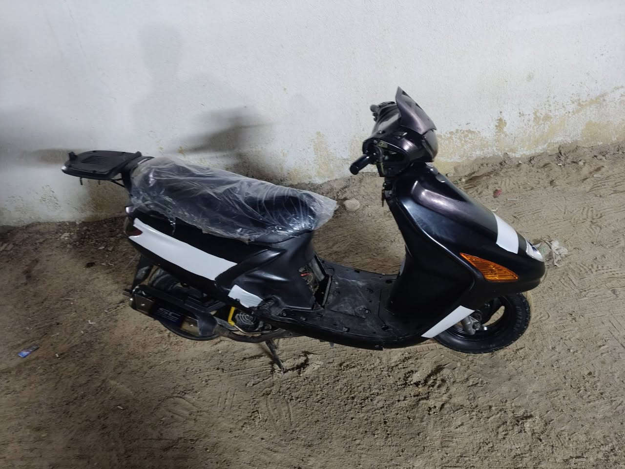 دراجه البيع مكاني كوفه علوت الفحل 
صلانصه رياضي 
اليت زنوز بيض 
نقص سلف بس راجز 
مجفته بس والفات قير الوفات ترجاع  سعر350
رقم ***********
