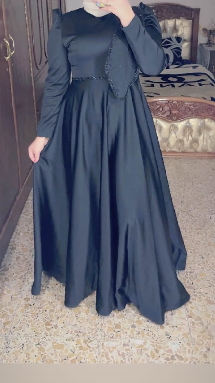 قماش ثقيل مبطن من داندي46قياس لبس ساعه  وثاني نص ساعة


**إذا كنت صاحب هذا الإعلان وتريد حذفه لأي سبب، رجاءا أرسل رسالة إلى الدعم الفني**