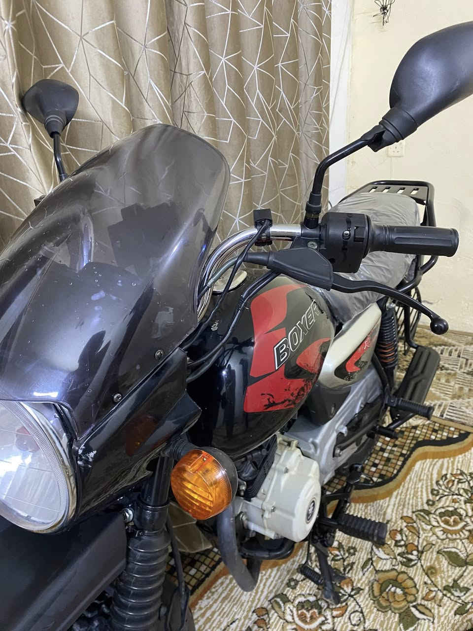 سلام عليكم بوكسر 23 رقم بغداد سنويه نكليزي ل2028 دراجه كفاله عامه بيه منضومه زنون تخم تاير بارحه شديتهن سويتهن جوبلس عنواني بغداد  اقره منشور وتصل ***********وتساب
