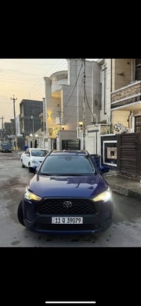 كورله كروز مديل ٢٢ رقم بغداد سياره بانزين  بدون حادث بدون يرابك حادث س...