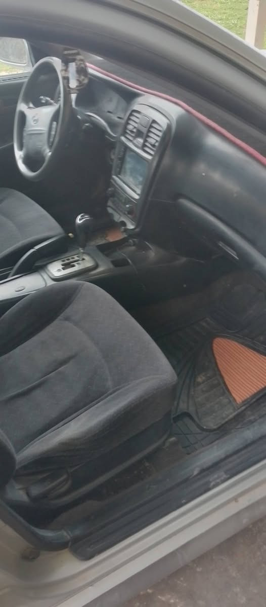 من رخصت الادمن المحترم سوناتا وفود 2004 /4اسلندر كهربائيات كلها شغاله سنتر لوك ريموت تدفئه تبريد نقص غاز محرك نشط يرادله رنكات فقط السعر55 سنويه 27تحويل مباشر مكان السياره المحمودية للاستفسار اتصل***********,
