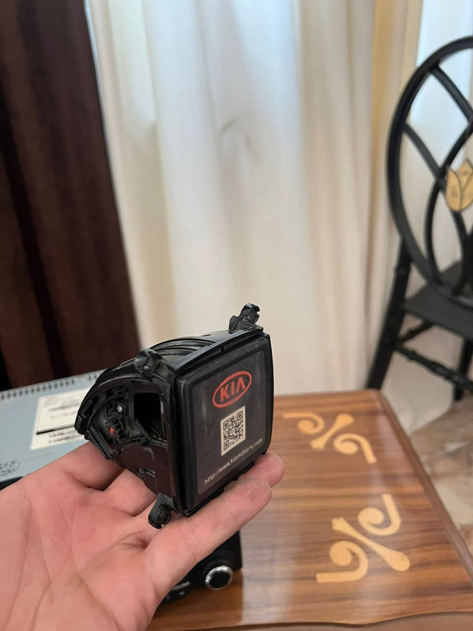 السلام عليكم من رخصت الادمن لبيع مسجل + إطار + نفاضه سكار يرهم من موديل 2012 ال موديل 2017  كل شغال مكاني بغداد  سعر 40الف  تحياتي لكم 🤝🌹🤝


**إذا كنت صاحب هذا الإعلان وتريد حذفه لأي سبب، رجاءا أرسل رسالة إلى الدعم الفني**