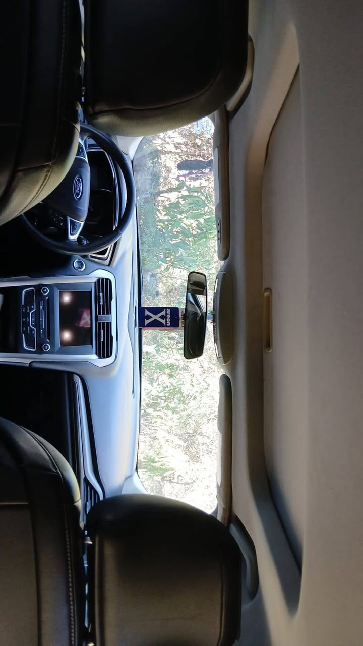 سلام عليكم سيارةوارد مريكي  فتون فيوجن البيع موديل 17سياره خير من لله  سياره فول مواصفات.                                                     فتحه✅️.                                                                              كير موس ✅️.                                                                      تحكم ستيرن✅️
كشنات كهرباءيه✅️
تثبيت مسار ✅️
سرعه ✅️
ولكيشن بل شاشه ✅️
سايد بريك دكمه✅️
مكينه 2500✅️
حساسات ✅️
وبيه هواي موصفات 
حادث بدون داخل 
بنيد راجع بارد 
وسعر 130رقم (***********)
