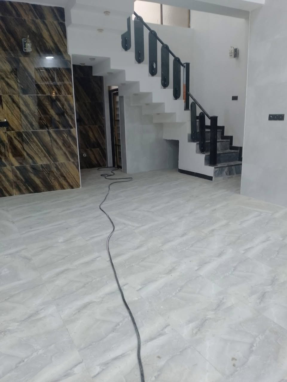 🏠 / البيت للبيع مساحه100 متر طابو زراعي سند 25
واجهه 10/ نزال 10 

🧱 بناء حديث درجه أولى(تسليم مباشر)

الطابق الاول/ مطبخ . أستقبال . هول . غرفه . مجمع صحيات 

🌎 الموقع /شارع 80الرابط بين شارع 100 وشارع 80
للأستفسار أكثر مراجعة مكتب المدار المقاولات العامه 
شارع 80 كربلاء اسماك الشجري  .. مقابل أستدارة سونار السلطاني  
‏‎***********/علي زيكو
‏‎***********/ علي زيكو
