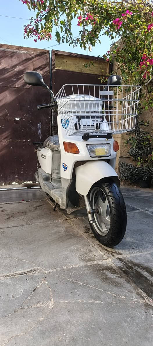 سلام عليكم دراجه بيكم دراجه جديده خير من الله مابيه اي نقص
كهربائيات كلها شغاله نكره سلف هندر كلشي شغال بيها سعر 400 وبيها مجال عنوان بغداد الشعله هاتف ***********
