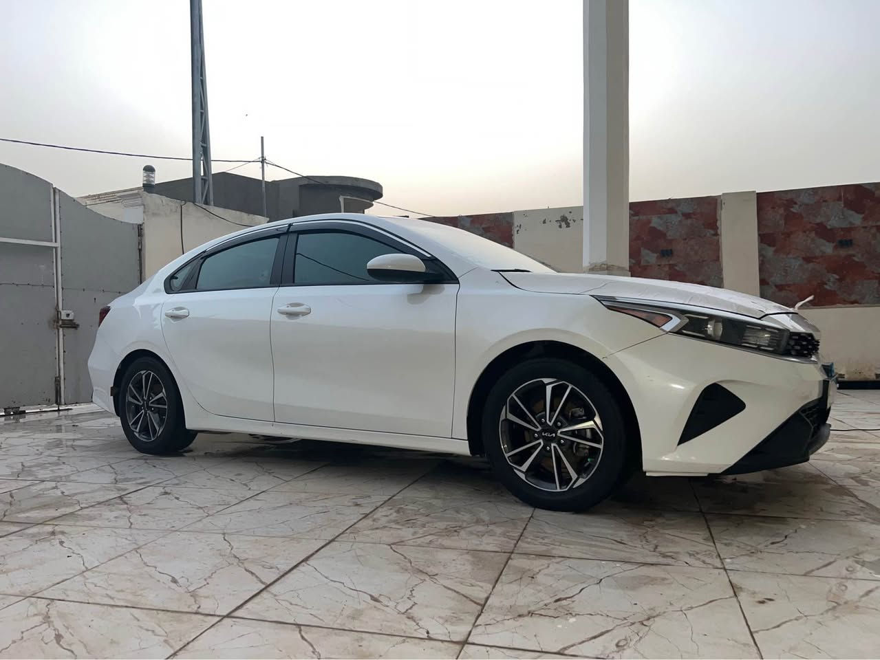 للبيع كيا فورتي موديل 2022 سياره جاهزه من كلشي حادثه بنيد وجاملغ جهة اليمنى حاثها خفيف رقم مثني معوقين محرك 2000 دوش المرغوب گير ٨ نمر السعر ١٥٠ وبيهه مجال قليل للاتصال على الرقم *********** ديوانية, القادسية
