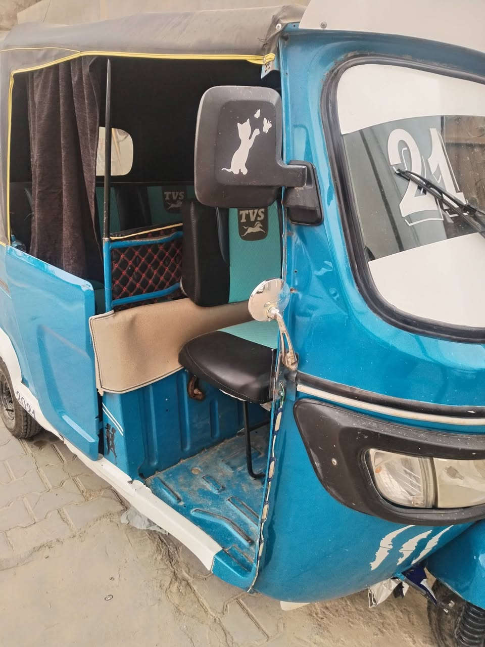 متاح.. تكتك للبيع موديل 2021 باب الأول نضافه خير من الله كشر ومحرك رقم وسنويه انكليزي السعر ٥٨٠٠ بيه مجال لطيبين  الاستفسار أكثر اتصل ***********
