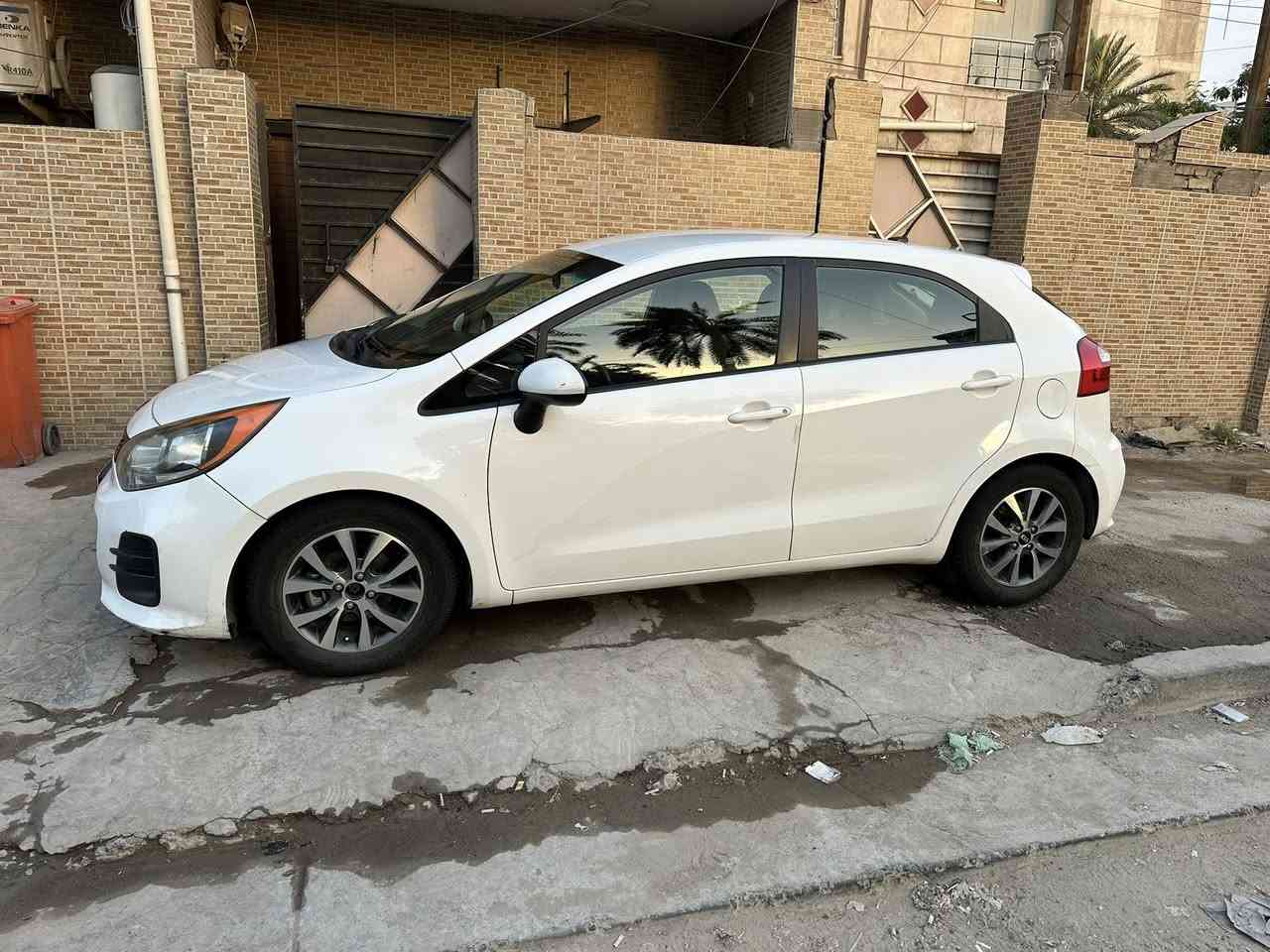 مراوس بتسلا 3 تك او دبل اهم شي سعر مناسب
كيا ريو موديل ١٦ محرك ١٦٠٠
ماشيه ٧٠ الف
كير مكينه ممفتوحات 
بدون ايرباك
جاملغ خلفي صبغ وباب خلفي تبديل حادث امريكا
رقم بغداد
***********
الي يحب يراوس يدخلي خاص ويكلي سعر سيارته او شكد يريد فرق
