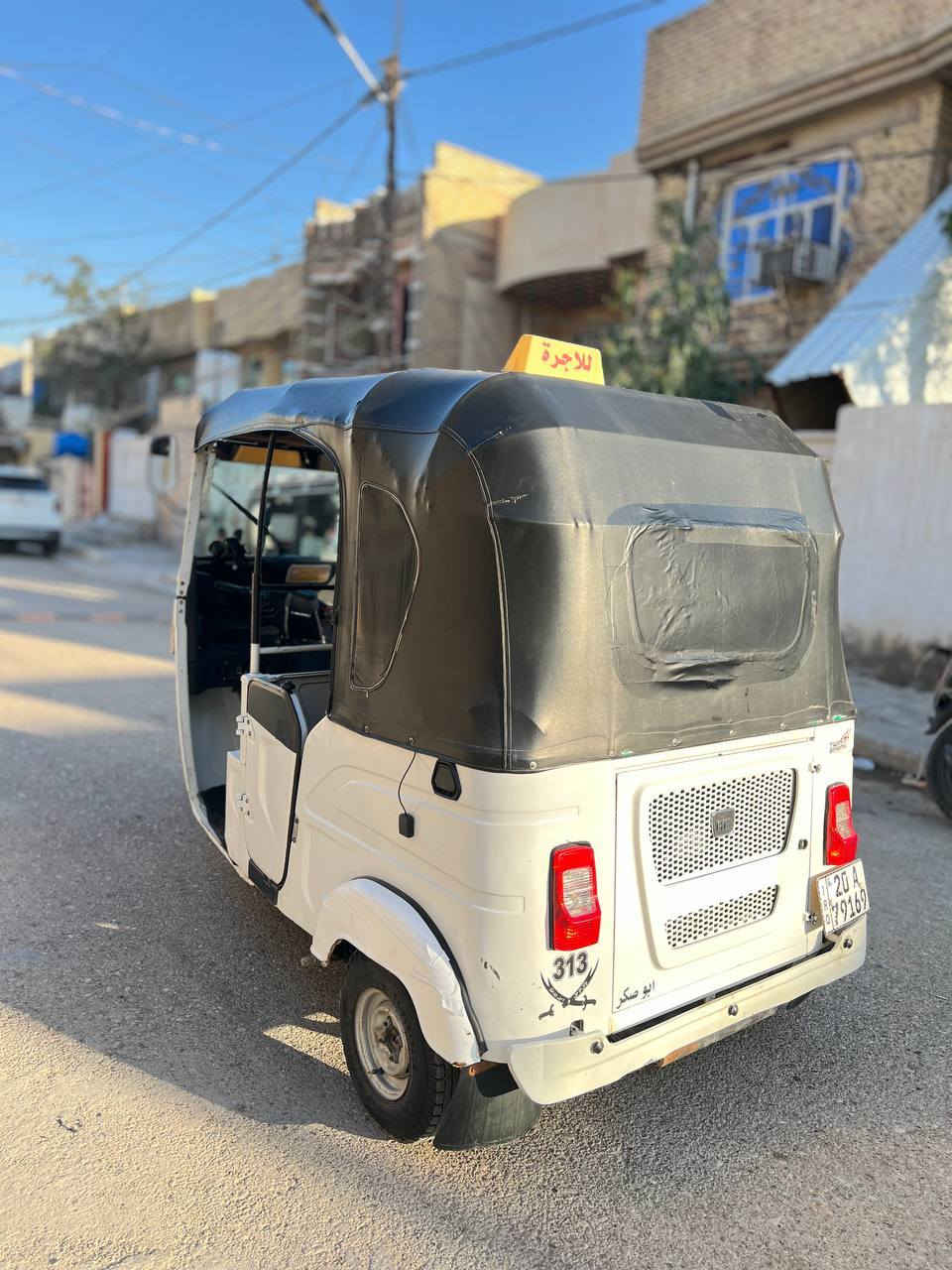 السلام عليكم تكتك للبيع 22 كفاله بيها  ملاحضات بسيطه تكتك جاهزه خير من الله كبل للشارع ***********  مكاني التحرير
