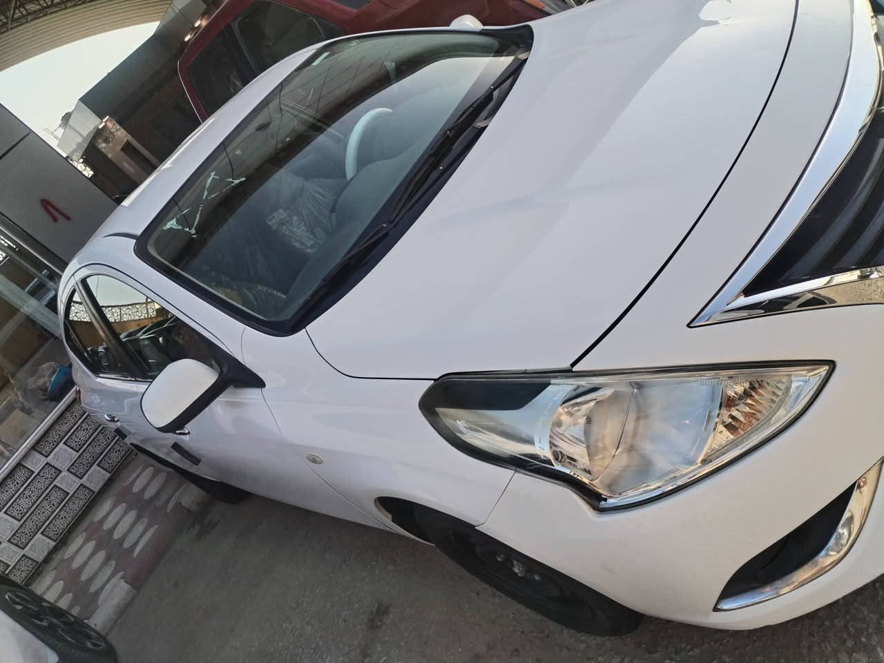 السلام عليكم نيسان هندي موديل20ماشيه 110كير محرك مكفولات وحداديه خير من الله رقم اربيل بيه بس رصعه بصيطه بجاملغ الكدام سياره جاهزه من كولشي سعره105وبيه مجال بصيط مكانه حله ***********
