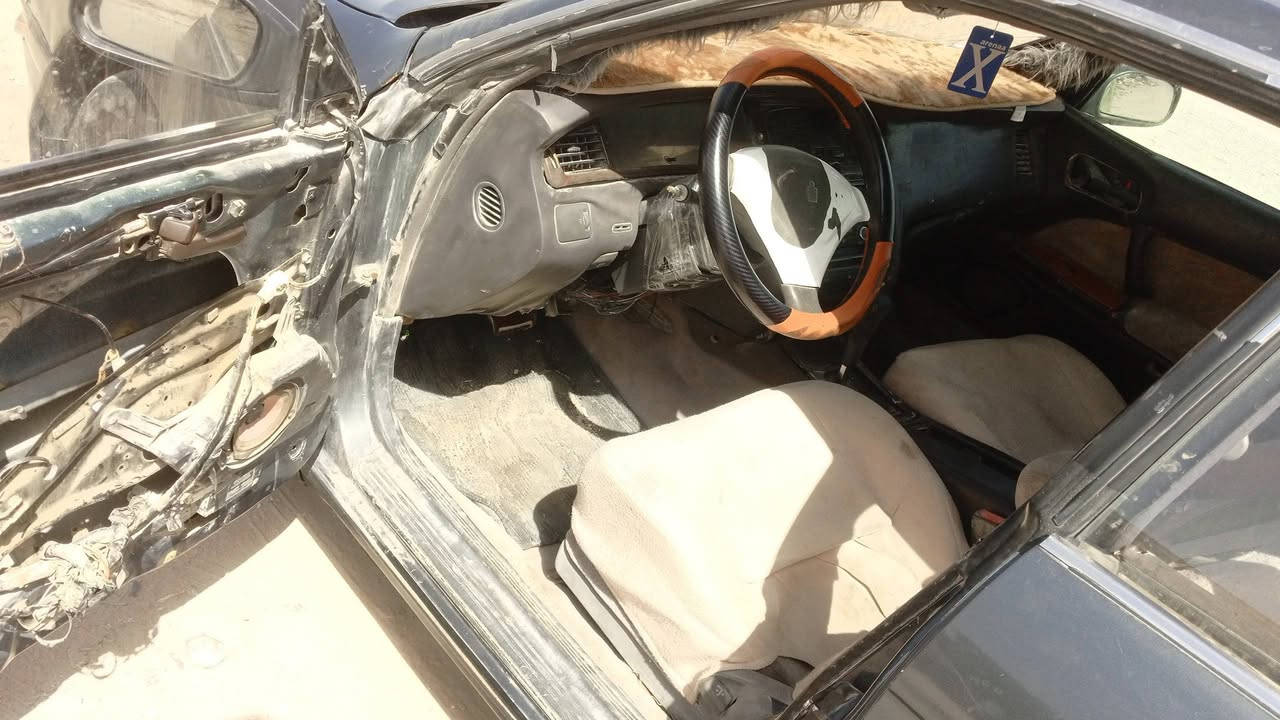 السلام عليكم بطه منفصل للبيع موديل 1993 بيه كص قماره ومكينه بيه صوت وكير وحدايه جاهزه  والسنويه ماصاقطه بعدهي ل26 والسعر 30وبيه مجال قليل مكانه النجف الاشرف حي الجامعه التواصل عن طريق ***********
