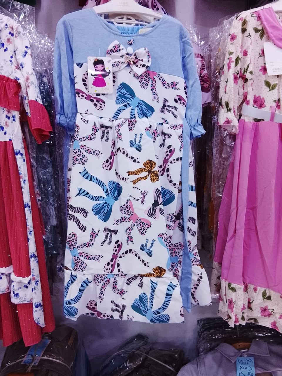 فستان بناتي جمله
السعر الدرزن 54
يلبس من عمر ٦ ال 10 سنوات
للحجز والاستفسار


**إذا كنت صاحب هذا الإعلان وتريد حذفه لأي سبب، رجاءا أرسل رسالة إلى الدعم الفني**