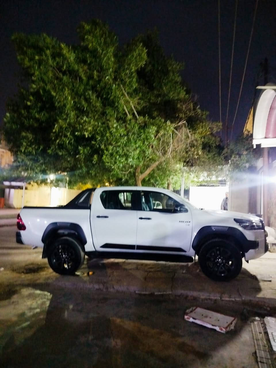 هايلوكس ادفنشر موديل 2025 
زيرو ماشيه 11 الف 
كفاله عامه على وضع الشركه 
السياره بأسمي يعني تحويل ثاني يوم ***********
