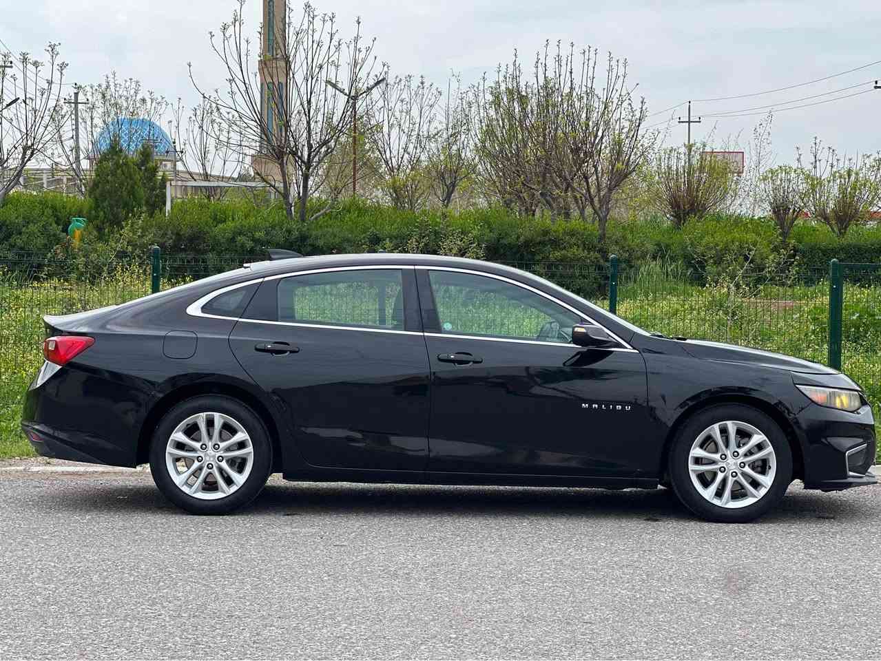 شفرليت ماليبو موديل2018 وارد امريكى
مواسفات lt   سياره بونيد سبغ  مكانين تعديل بارد سياره ماشيه128كيلو متر  بسمى سياره
محرك گئر بشرت   
مكان سياره اربيل 
***********
*********** أربيل, العراق
