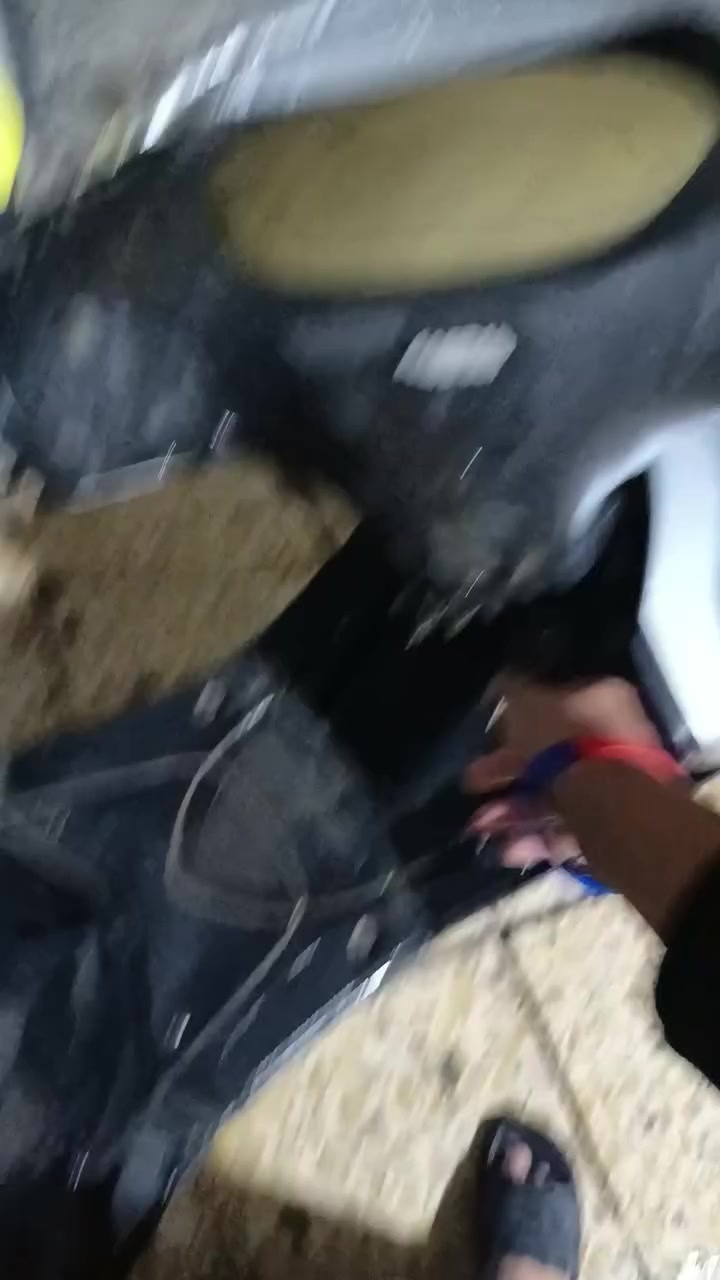 السلام عليكم دراجه ماكس قجمه
كفراتها مضربه ومهموله فتره قصيره نقصها لايت امامي ودبل اشاره فقط 
سعر250وبيها مجال بسيط للاستفسار ***********
