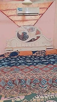 بيت اللبيع مساحه 100متر طابق ونص فوك غرفتين كاملات وصطحين بي كبار عنوا...