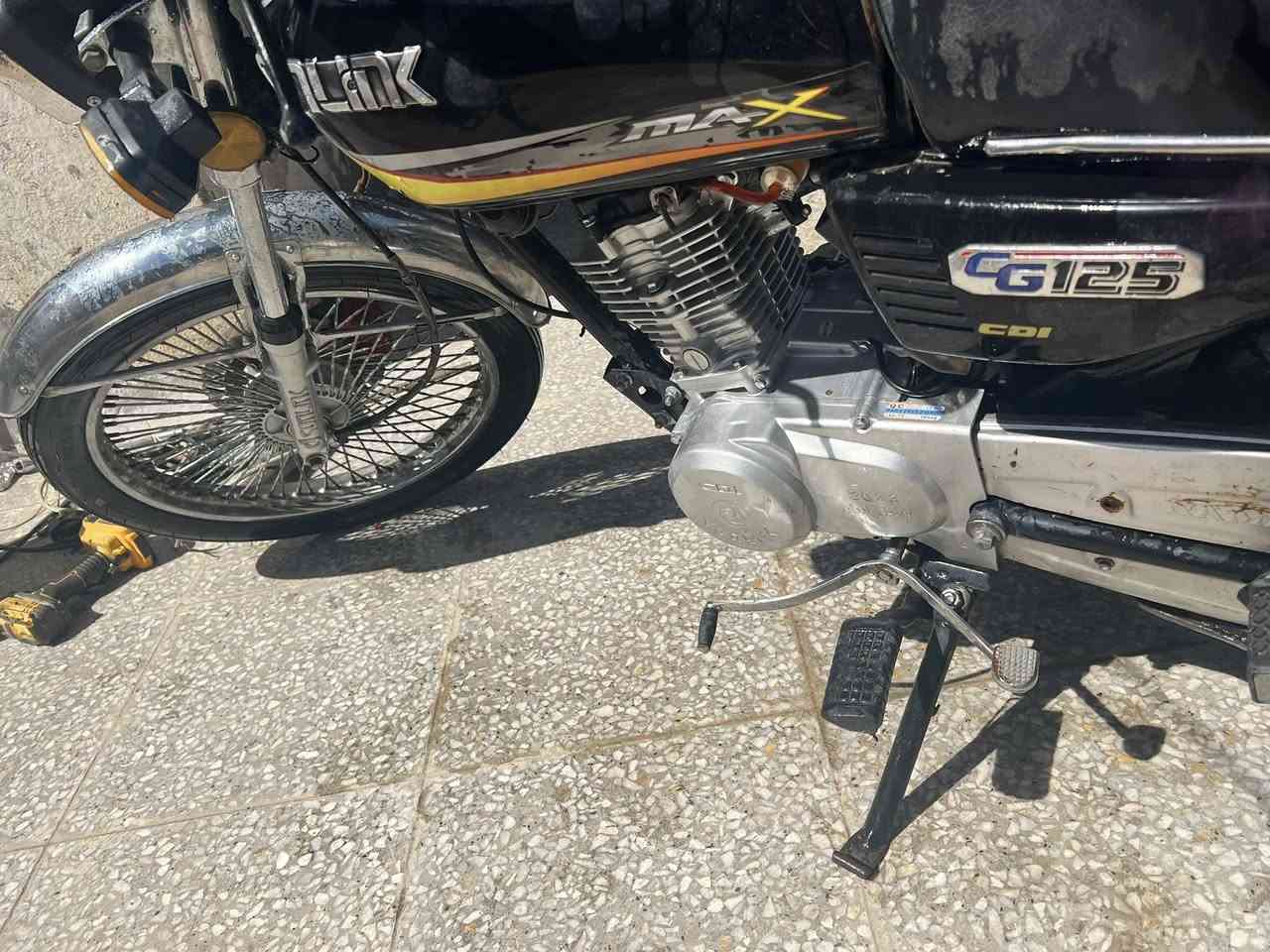 سعرها 500 وبيه مجال رقمي ***********
اسلام عليكم دراجه اربعه كير سونك مديل 23 دراجه اوراق سكنر بسمي محرك جديد ما ممدوده علي سبانه دراجه نشطه وقويه كهربايات كله شغال دشبول اشاير لايت زنون كله شغال مكاني كربلاء القادسيه  رقمي ***********
