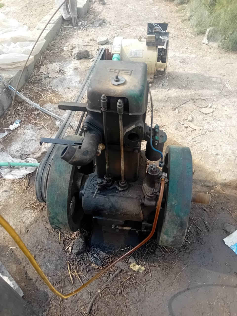 السلام عليكم
مولد لستر جاهز للشغل 
كهرباء مالته خير من الله سبعه ونص كيفي 
السعر الاتصال ***********
