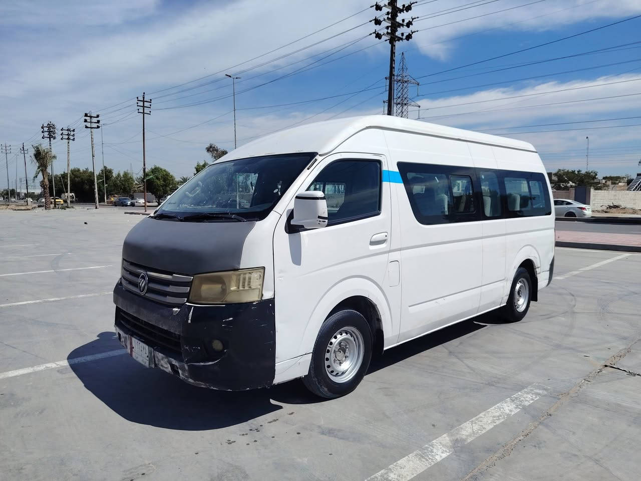 سلام عليكم فتون عاليه عريضه لبيع موصليه سنويه عظم عاج الموديل 2015 مكينه محوراه ففتي 2500 جديد السيارة
جاهزه مكانه نجف السعر 52 وبيه مجال حك الجيه 
***********
