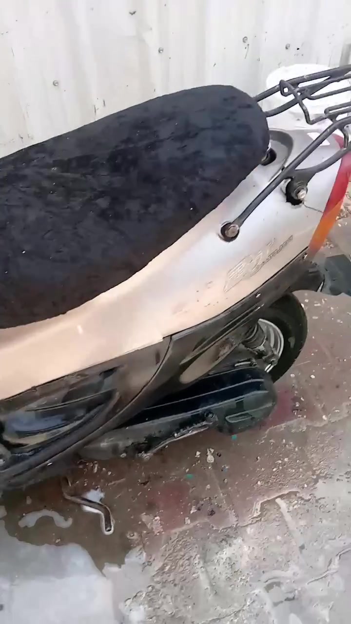 دراجه بيجي للبيع لون رصاصي مفتوحه مره وحده التايرات ثنينهم ستوني امبدلهن السعر 225 وبيها مجال الشراي خاص على هاذا الحساب


**إذا كنت صاحب هذا الإعلان وتريد حذفه لأي سبب، رجاءا أرسل رسالة إلى الدعم الفني**