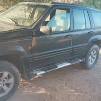 شيروكي • موديل ١٩٩٨ • رقم بابل