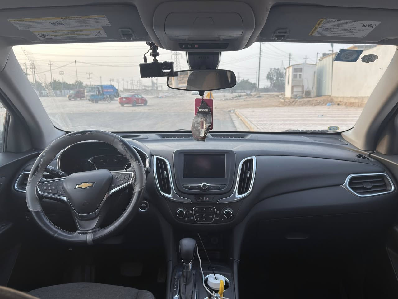 شوفروليه كوينكس LT موديل 2023

سيارة حديثة، مريحة، واقتصادية، ومناسبة للاستخدام اليومي والعائلي.

المواصفات:

– تدفئة كشنات (راحة بالشتاء)

– أنظمة أمان متقدمة: توقف ذاتي

– تشغيل عن بعد + بصمة تشغيل

– أبواب بصمة

– دعم Apple CarPlay

– جنوط كهرباء

الوارد: أمريكي

الحادث: ضرر خارجي بسيط تم إصلاحه، السيارة جاهزة للفحص الكامل

اللوحة: كربلاء

السعر: 160 (قابل للفحص والمقارنة مع السوق)

📞 ***********

📞 ***********
