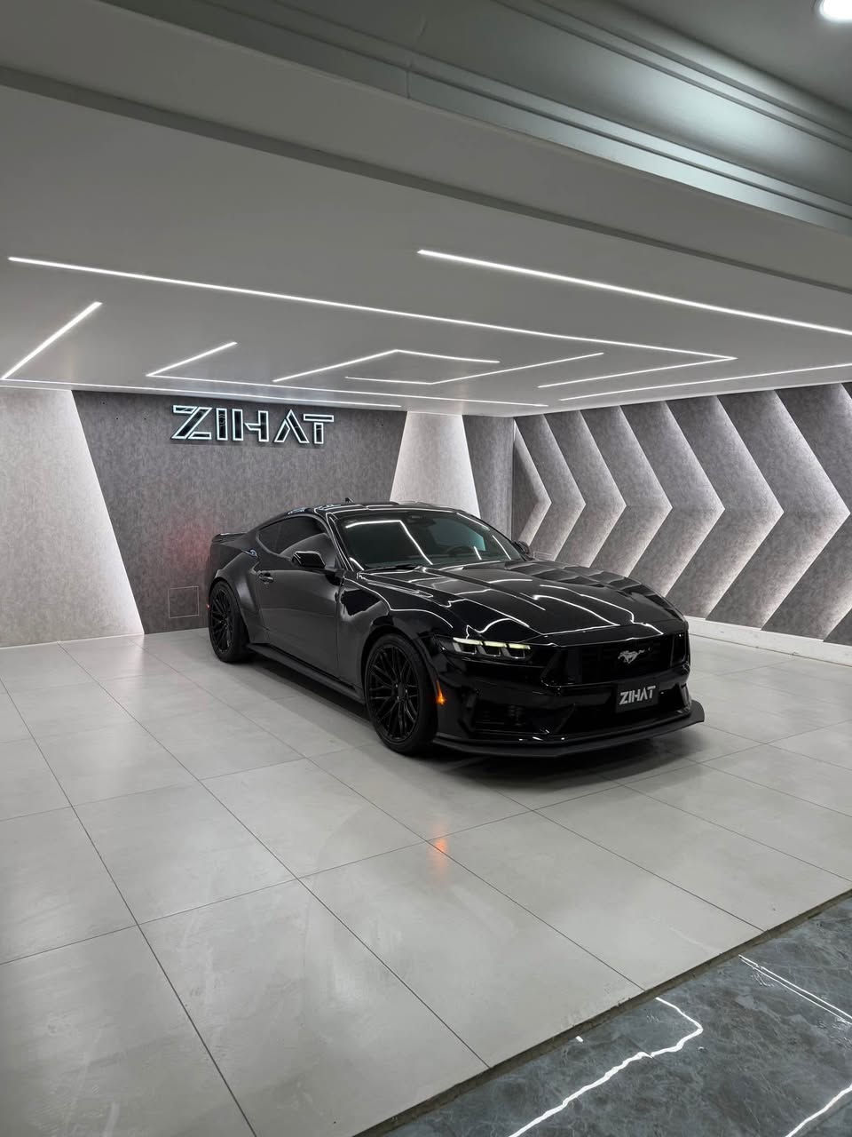 بسم الله الرحمن الرحيم 

فورد موستانك 2024 شكل جديد
للبيع  لون اسود 
ماشيه   49 الف 
 مواصفات 
شاشه منفصله 
بريك كهراباي 
رادارات امامي خلفي 
نقطه عميا و حساس خلفي 
لايت ليد 
 بكلايت ليت 
اوتو ستوب 
بي 5 مودات  رياضي 
نورمال ايكو سبور كوستن وتراك 
شاشه تدعم كاربلي 
کشن هیتر و کهربای 
ملاحضه. 
سياره دخول جديد بدون رقم  وترقم شيمال
دهوك اربيل سليماني 
و تكليفه رقم. 11 ورقه 
ضرر سياره 
بنیدج صبغ وجاملغ 
ارباك ستیرن طاك و راجع بلاد 
وهای رقم شاصی 
‏  1TFA6P8TH5R5107069
سعرها 210 مجال للشراي 
راسلني علي خاص او خابرني 
*********** واتس اب 
مكان سياره دهوك دهوك, العراق
