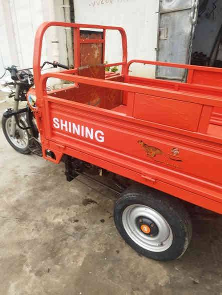 السلام عليكم  ستوته جمره لبيع
مديل ٢٠١٨
الستوته حلوه مكينه خرسه سحب فول نعومه 
البدي مصبوغ ومرتب   تجي وتشوفه شوف العين
تايرات تخم جديد كهربايات كامله  
السعر مليون ونص  
١٥٠٠
قضاء المدينه الخاص 
رقم الهاتف ***********
