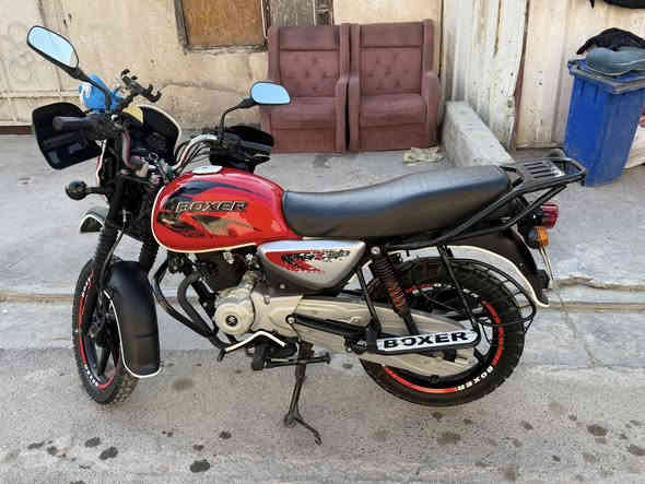 سلام عليكم

دراجه بوكسر جبلي موديل 23 ماشيه 26 الف حقيقي مرقمه جديد باسمي ولوحات الدراجه كلها ع وضع الوكاله كلشي ممبدل بيها نضيفه بمعنى الكلمه كل 10 ابدللها دهن لوكي مولي وفلاتر  وبيها زنون ابو ال 50 الف وتايراتها مال شركه البلاد جوب ممبدلات الدراجه متصرف عليها ولا ربع لان ممتعوبه ومداريها ومعتني بيها كلش تاخذها بوجهك للشارع تشتغل بيها ع باب الله  محركها ممفتوح ابد وخرسه وناعمه 

العنوان/ الاعلام قرب مدينة العاب السيديه 📍

الهاتف/ *********** 📞 متواجد واتساب ورصيد

السعر/ 2.400 مليونين وأربعميه وبيها مجال
