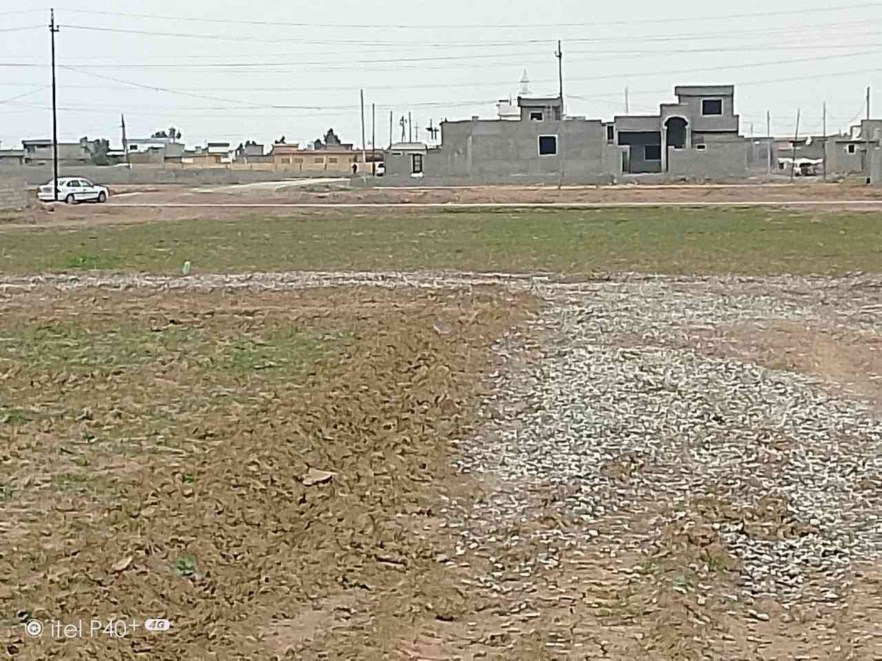 قطعة للبيع زراعي الحويجه الابراهيميه
مرب سيد غازي طريق جديده ساده 
مساحة القطعة الوحده 260
واصل ماء وكهرباء قريبه على المدارس والخدمات 
السعر 8مليون 
***********
