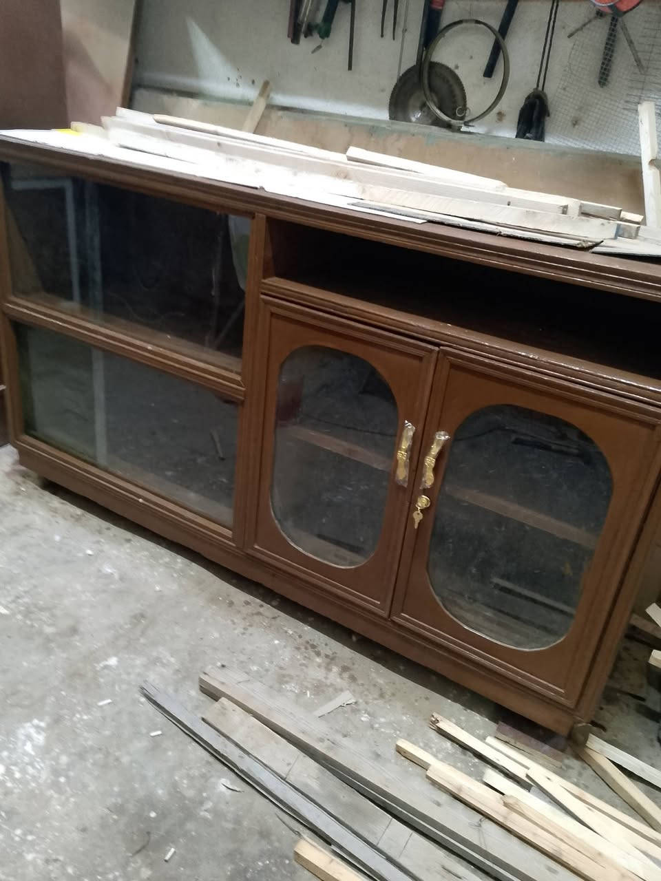 كنتور نضيف وبوفيه نضيقه وميز للبيع نجارت ابو جاسم الجنوبية قرب جامع الامام علي يم عباس التميمي ابوالدراحات


**إذا كنت صاحب هذا الإعلان وتريد حذفه لأي سبب، رجاءا أرسل رسالة إلى الدعم الفني**