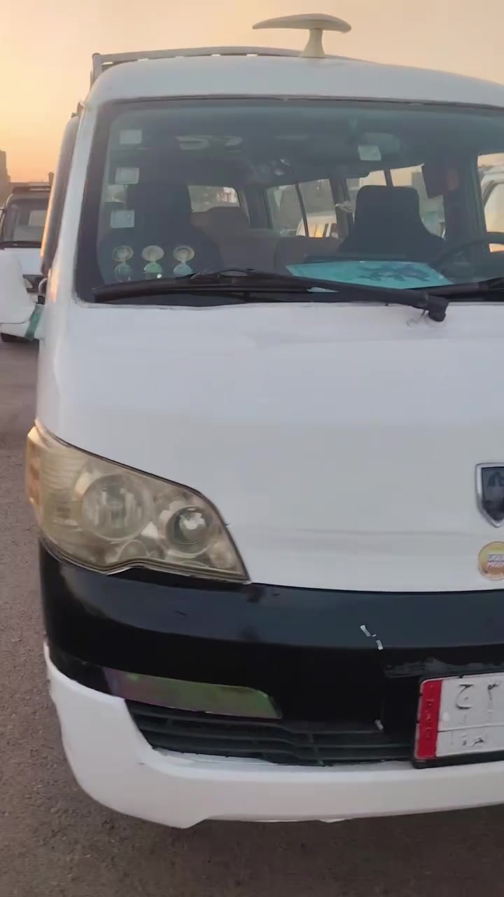 سلام عليكم جنبي اج وان موديل ١٥ رقم بغداد مكينه وكير وكسل مكفولات مكينه جديده قبل سبوع فور واي وكسل بل جيس بس خياسات بلهلالات سعر ٧٠ وبيه مجال ***********
