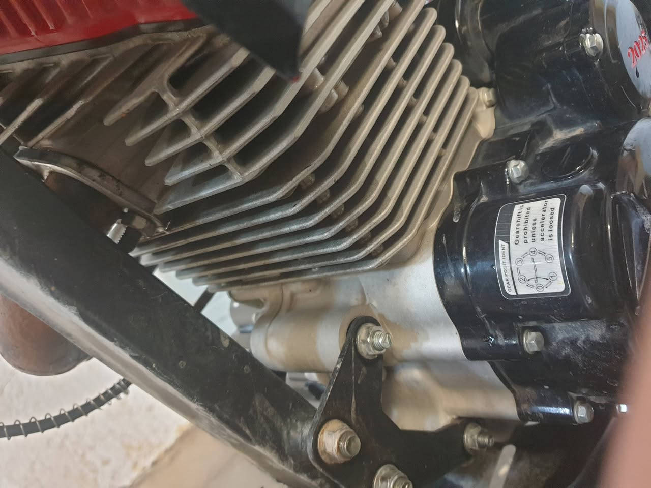 السلام عليكم 

الدراجه crx 350 قفاز (2025) دراجه مكفوله كفاله عامه مابيهة اي نقص فقط السيبايه والهورن ولباقي كفاله صوت وفصله وبطناش شك الكاع تايرات جدد كلشي شغال سعر 1500 مكاني بغداد المدينه
***********
 ***********واتساب
