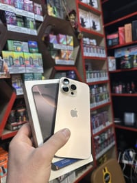 آيفون ١٦ برو ماكس • ٢٥٦ • بطارية ٩٥%