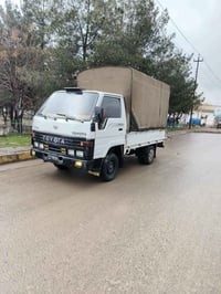 للبيع • شاحنة