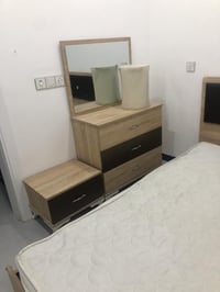 غرفة نوم تركي للبيع ٢٠٠الف تواصل خاص ٠٧٧٧٤٤٤٢٥٢١