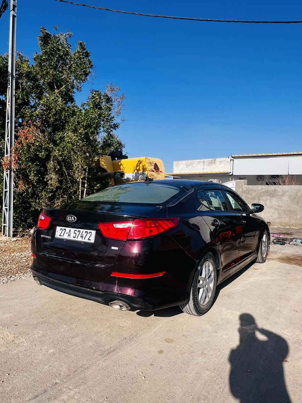 سلام عليكم سيارة كيا اوبتما لبيع موديل 15امريكي بيه بس باب السائق مبدل نفس اللون رقم دولي باسمي مابيه نقص جاهزه تبريد تدفه السعر105وبيه مجال الاستفسار ***********
